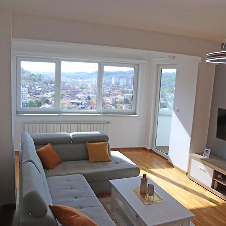 Apartment Cecovic - Mellain Tuzla Esterno foto