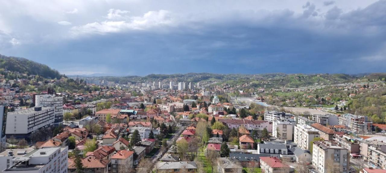 Apartment Cecovic - Mellain Tuzla Esterno foto